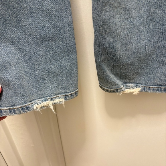 Alice & Olivia slit front bootcut jeans - “Winslow” - size 24 - Picture 3 of 10